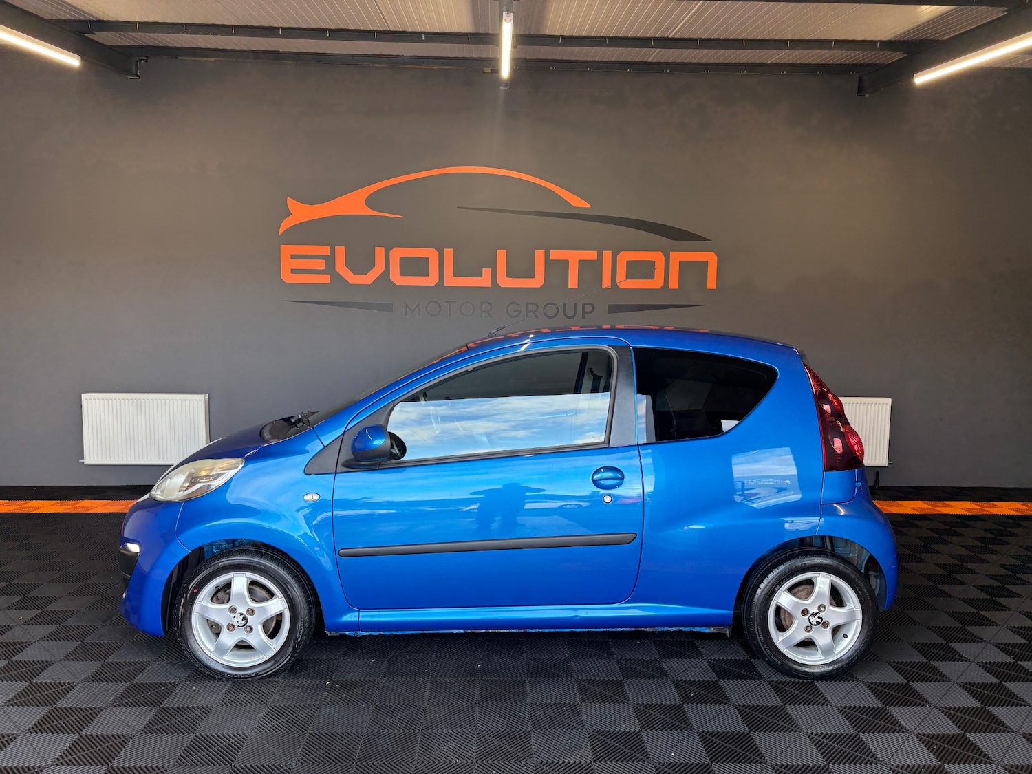 Used Peugeot 107 2013 for sale - 76095237: Photo 5