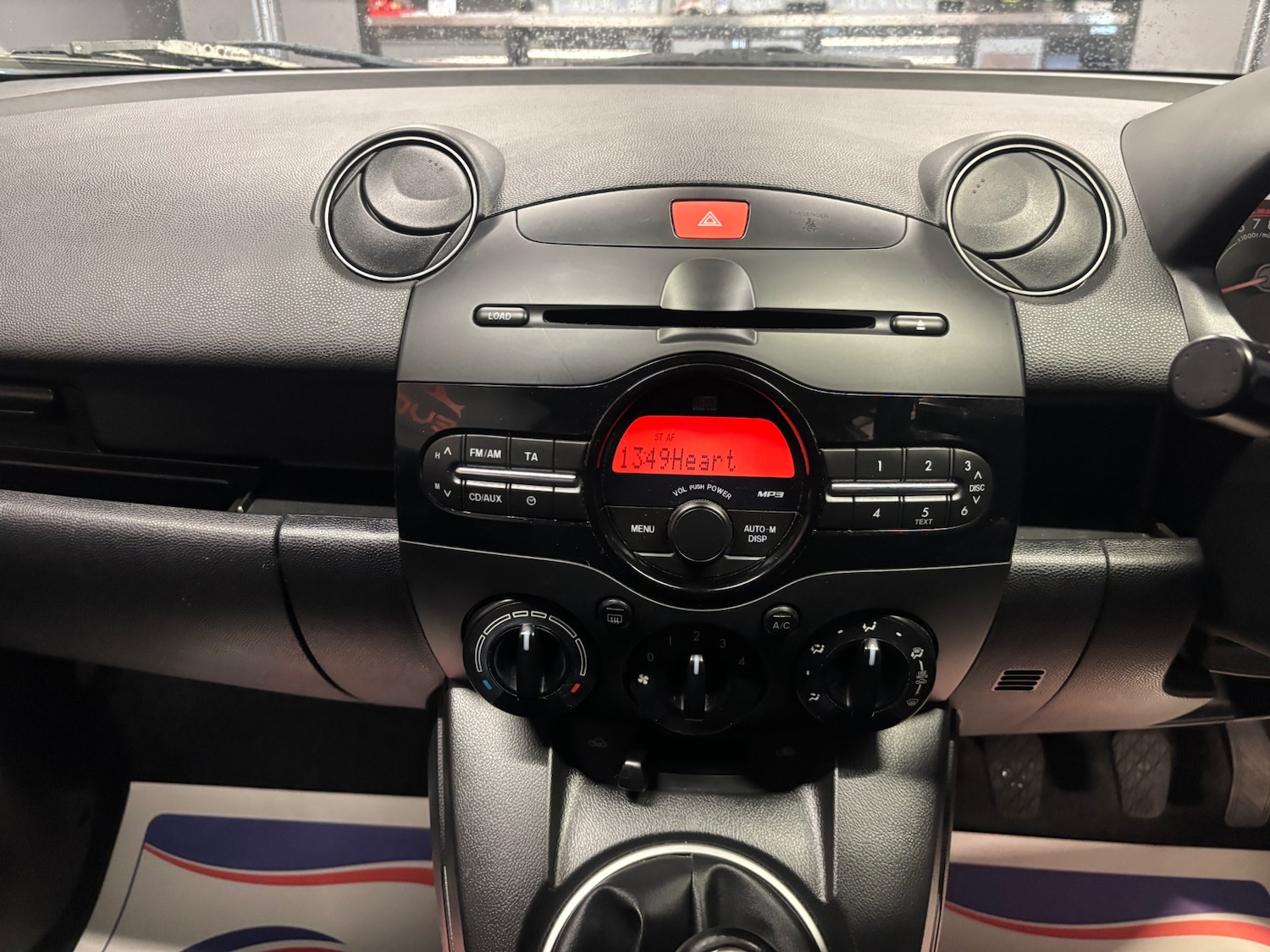 Used Mazda Mazda2 2012 for sale - 78092933: Photo 30