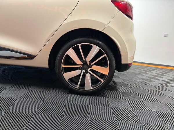 Used Renault Clio 2015 for sale - 74762622: Photo 26
