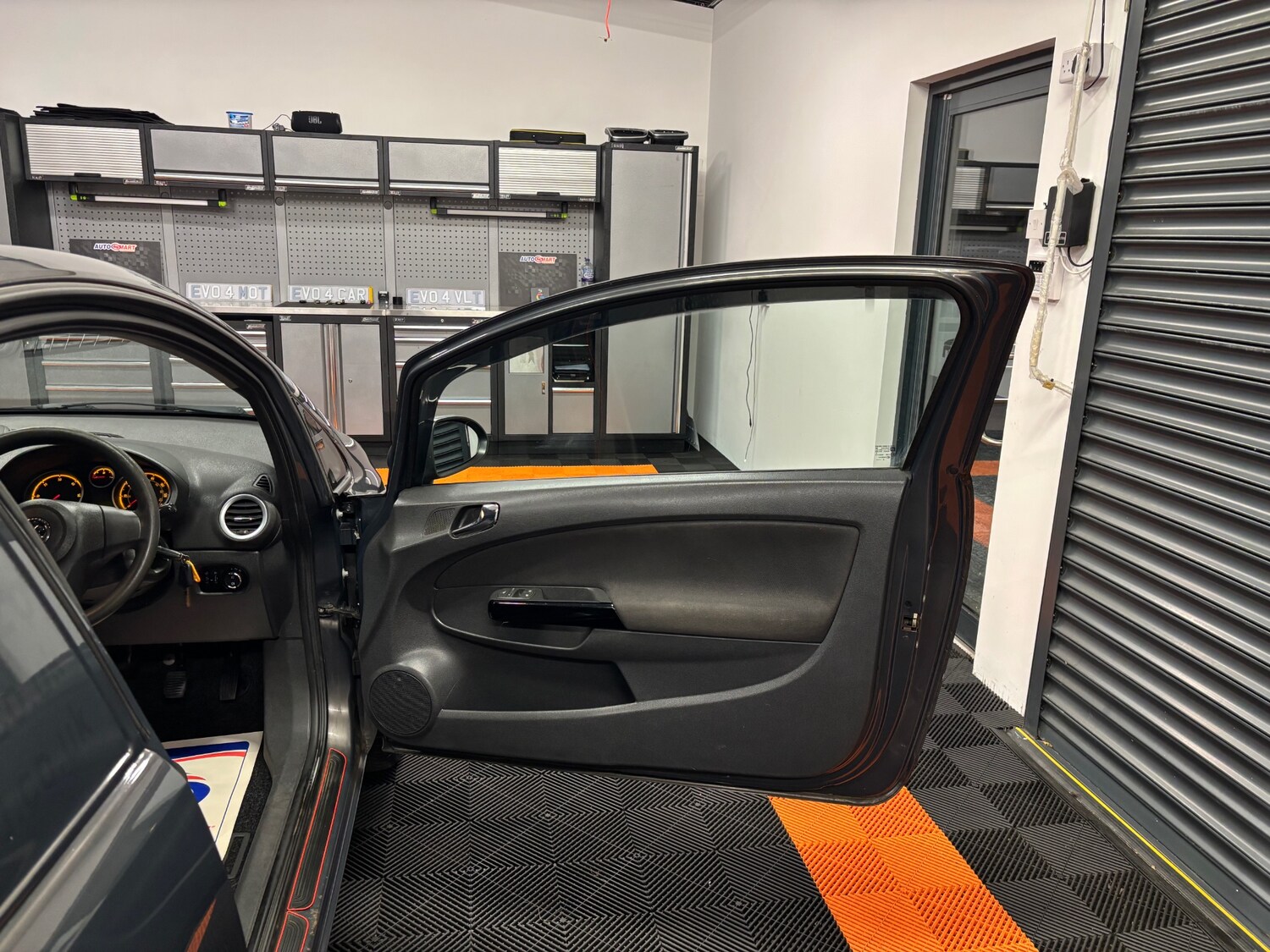 Used Vauxhall Corsa 2015 for sale - 76319038: Photo 42