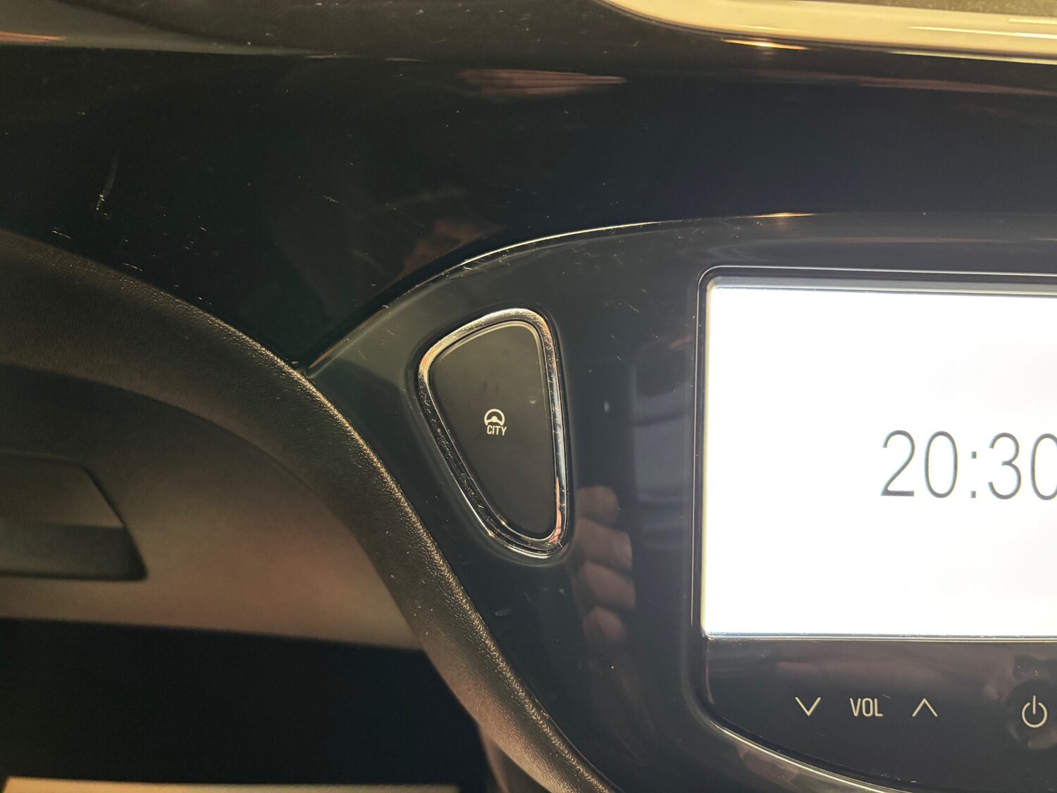 Used Vauxhall Corsa 2015 for sale - 77495736: Photo 48