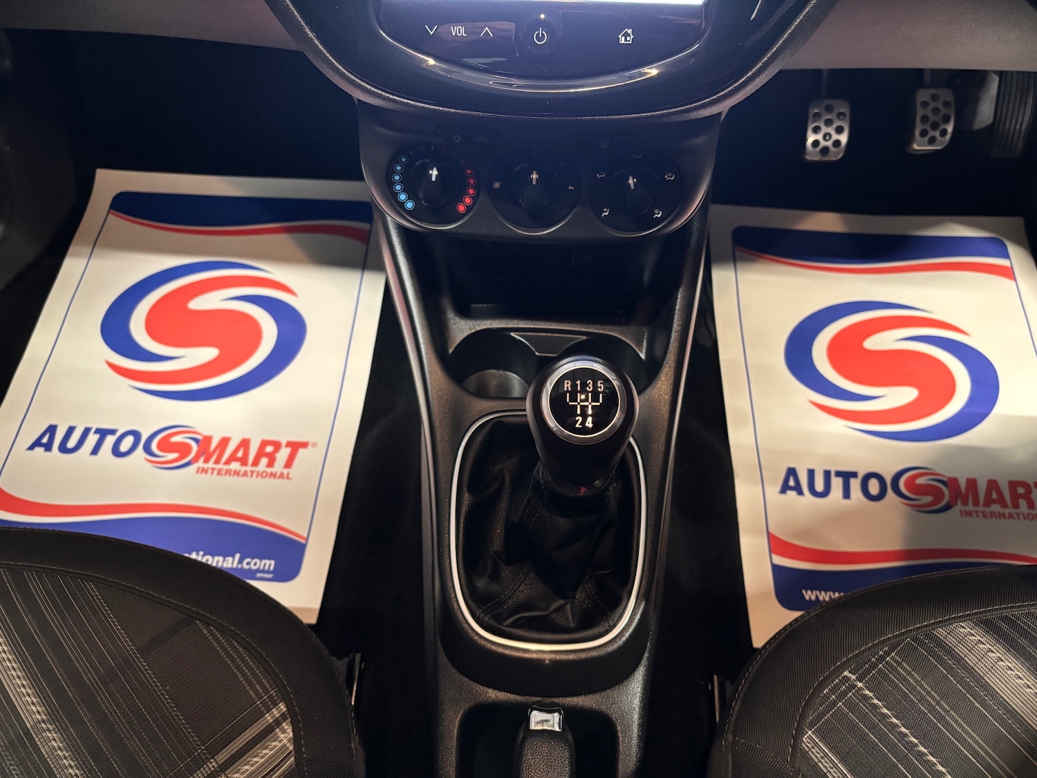 Used Vauxhall Corsa 2015 for sale - 77495736: Photo 51