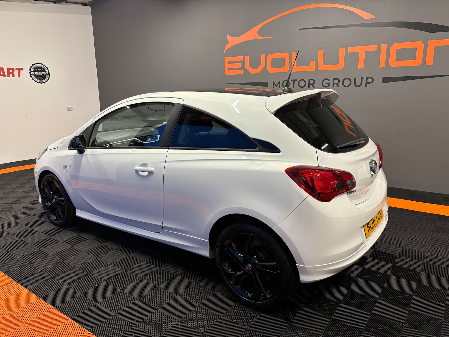 Used Vauxhall Corsa 2016 for sale - 77837349: Photo 3