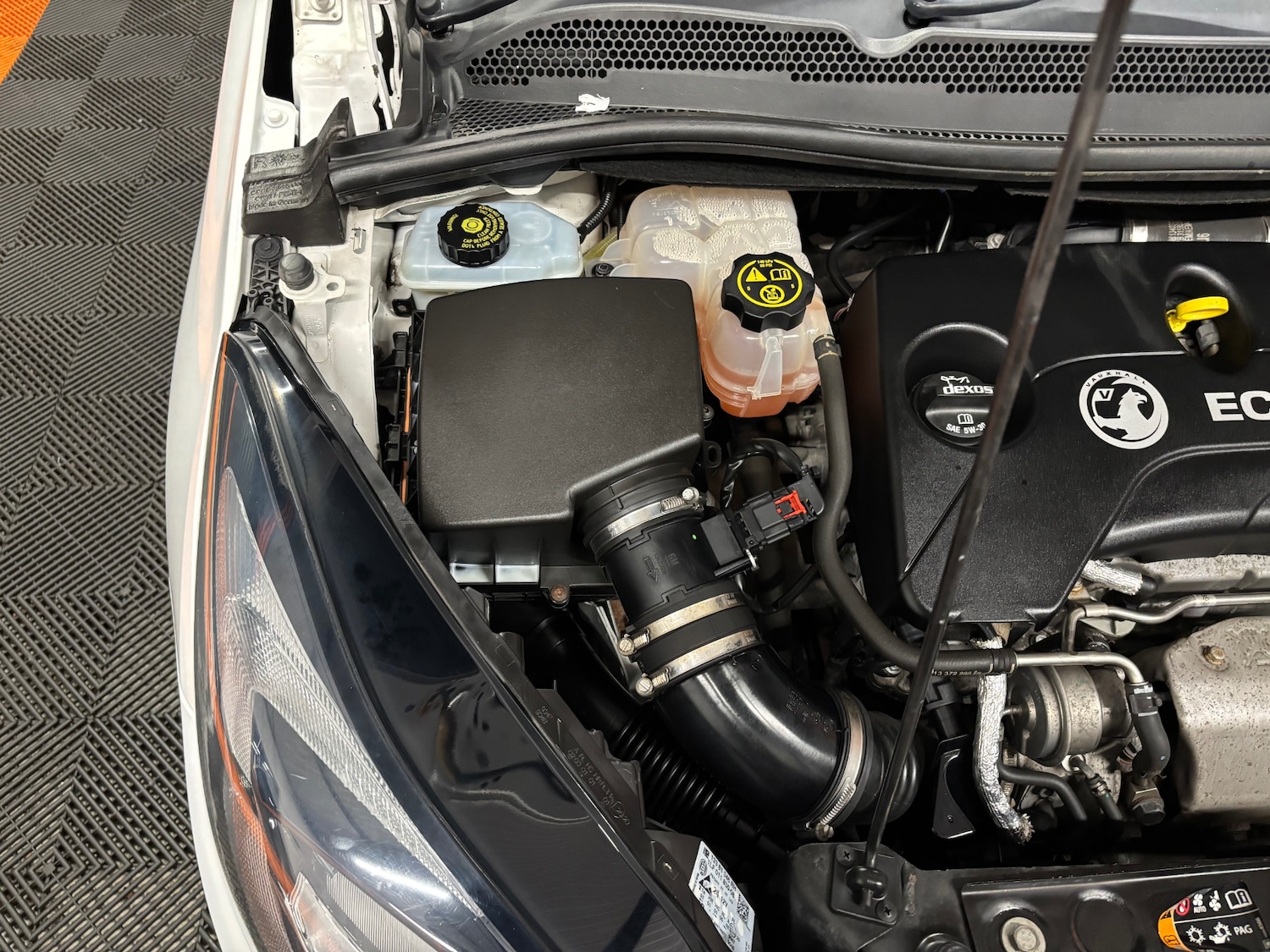 Used Vauxhall Corsa 2016 for sale - 77837349: Photo 83