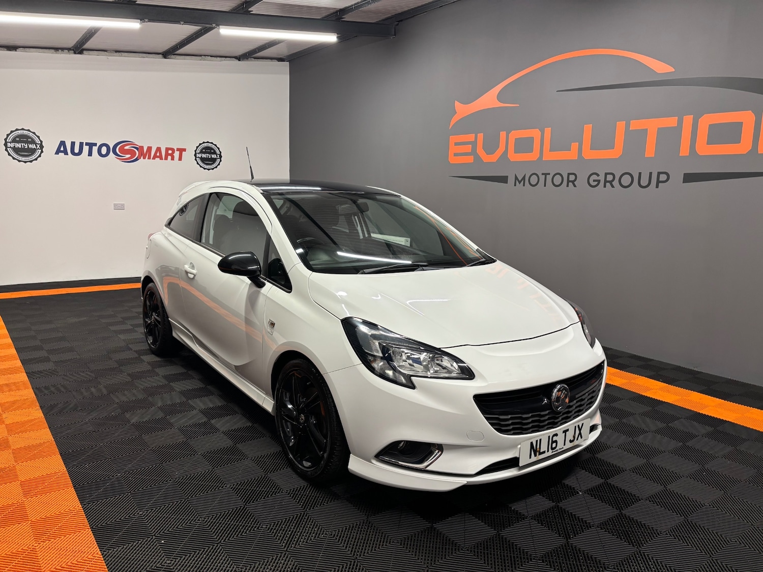 Used Vauxhall Corsa 2016 for sale - 77837349: Photo 9