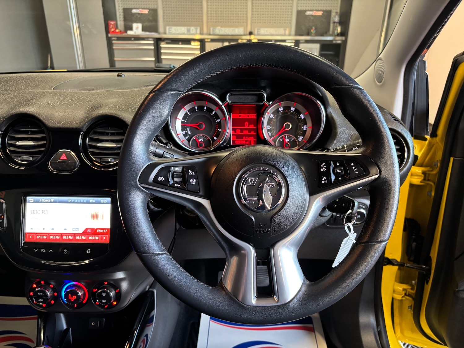 Used Vauxhall ADAM 2014 for sale - 75946551: Photo 39