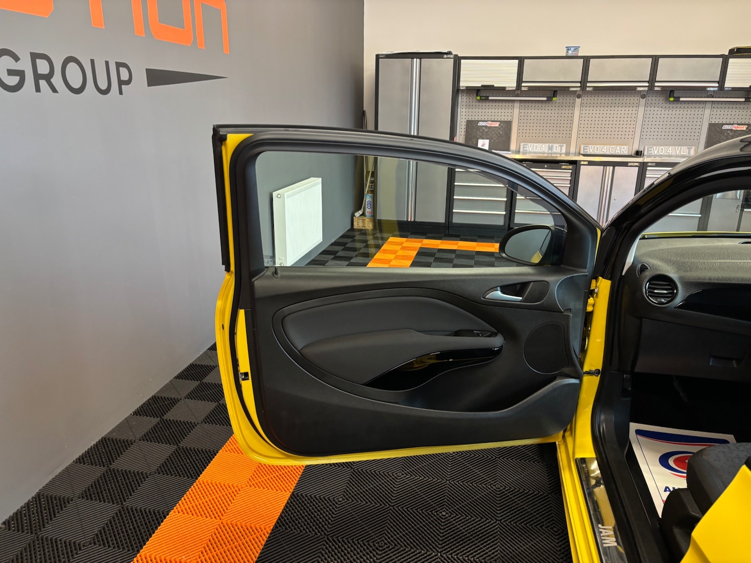 Used Vauxhall ADAM 2014 for sale - 75946551: Photo 50