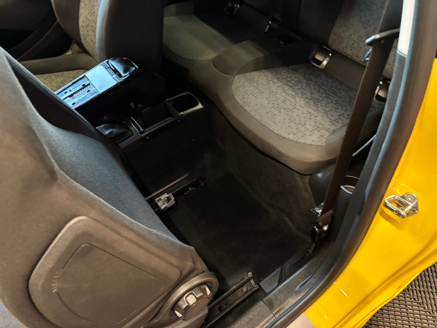 Used Vauxhall ADAM 2014 for sale - 75946551: Photo 58