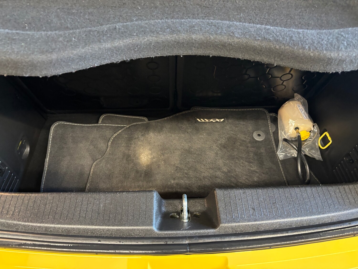 Used Vauxhall ADAM 2014 for sale - 75946551: Photo 64