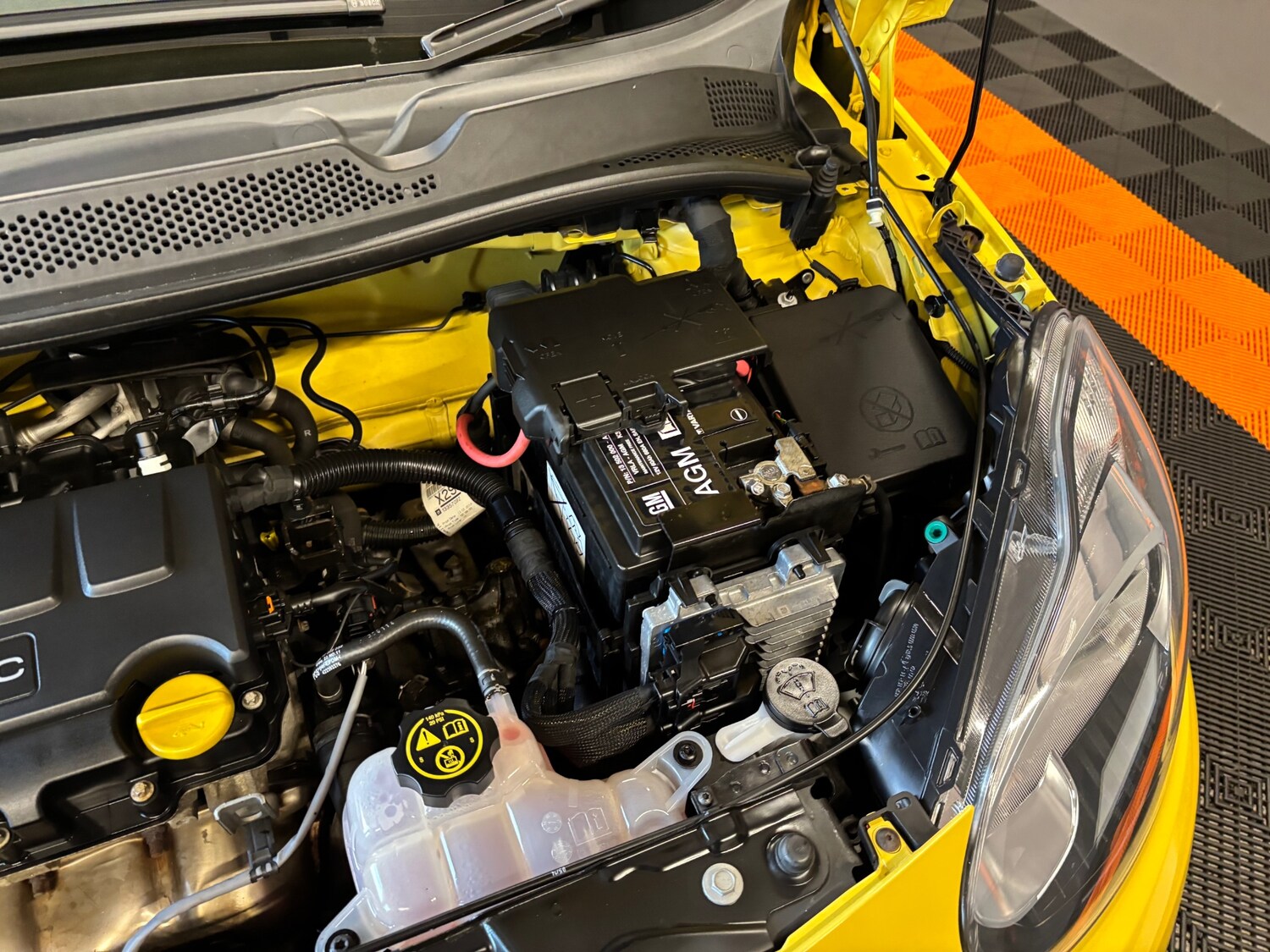 Used Vauxhall ADAM 2014 for sale - 75946551: Photo 69