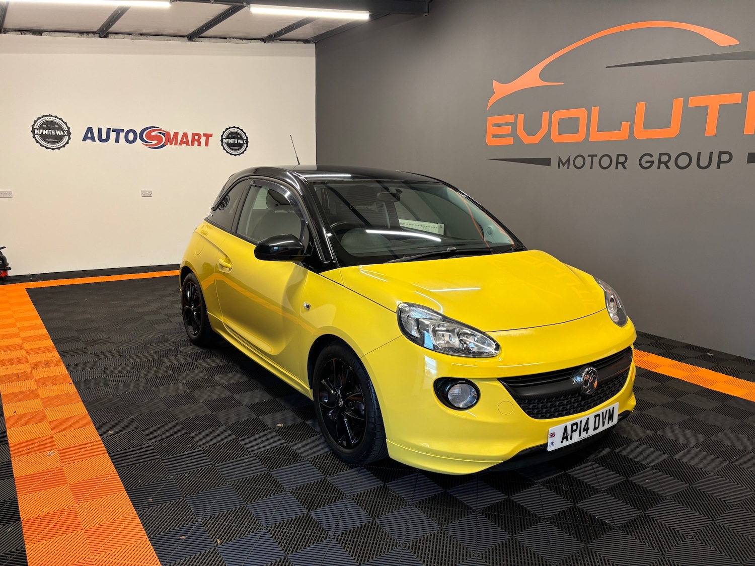 Used Vauxhall ADAM 2014 for sale - 75946551: Photo 9