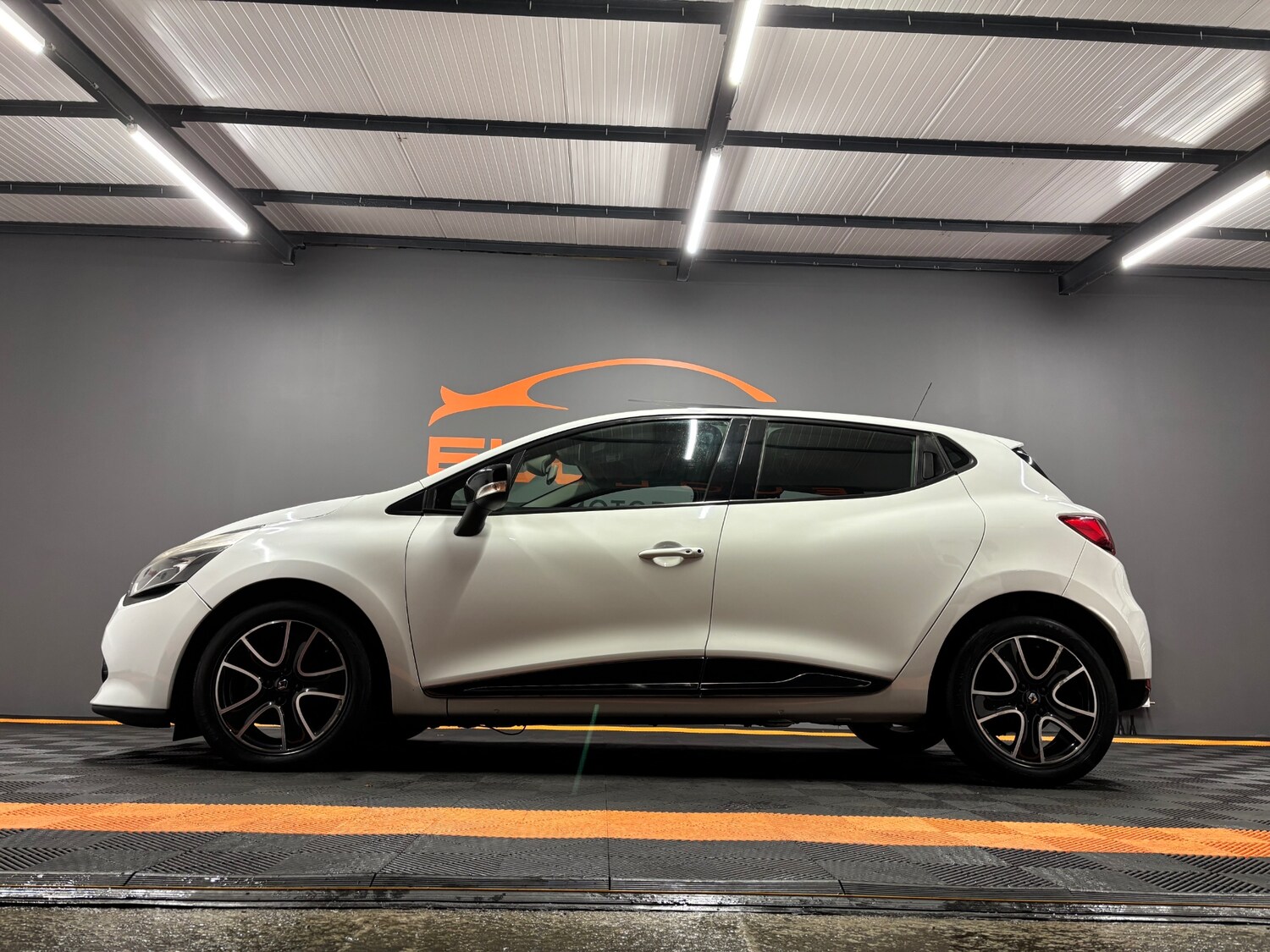 Used Renault Clio 2013 for sale - 77482650: Photo 15