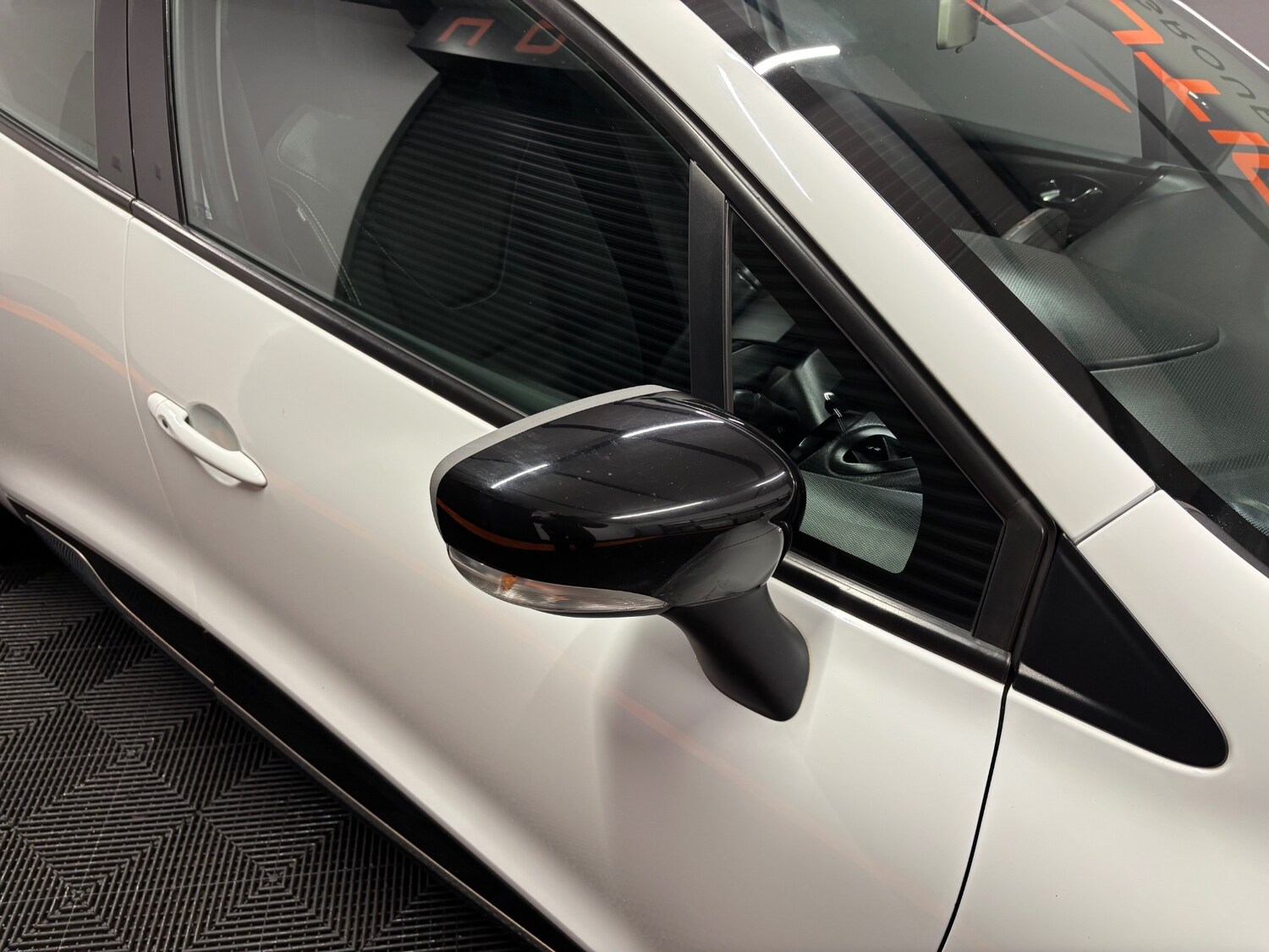 Used Renault Clio 2013 for sale - 77482650: Photo 16