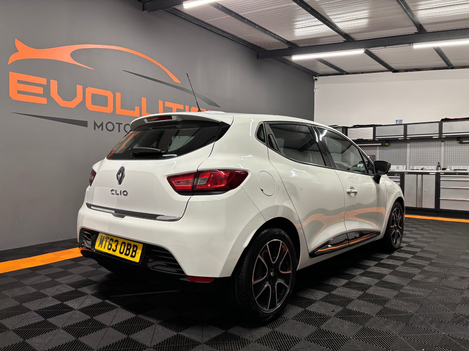 Used Renault Clio 2013 for sale - 77482650: Photo 30