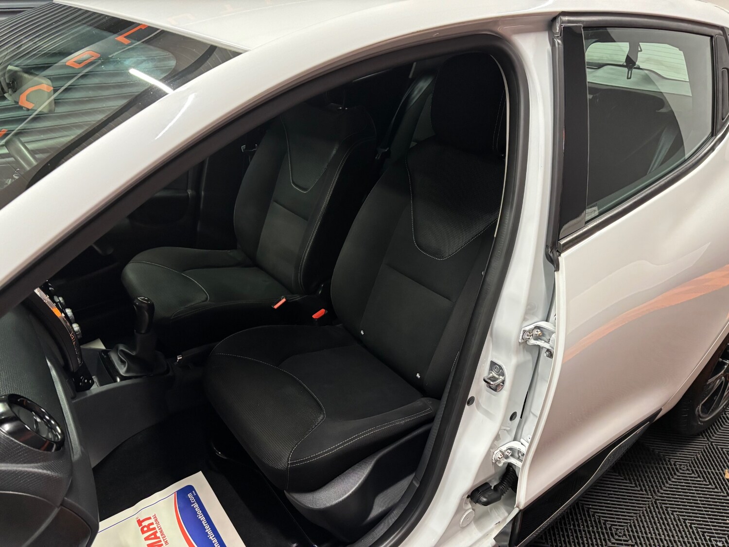 Used Renault Clio 2013 for sale - 77482650: Photo 58