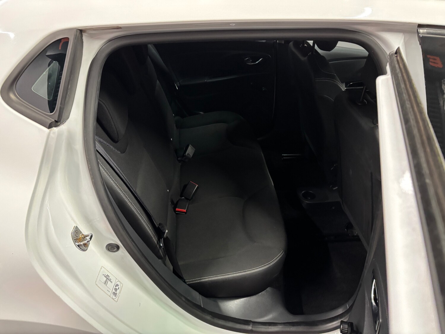 Used Renault Clio 2013 for sale - 77482650: Photo 61