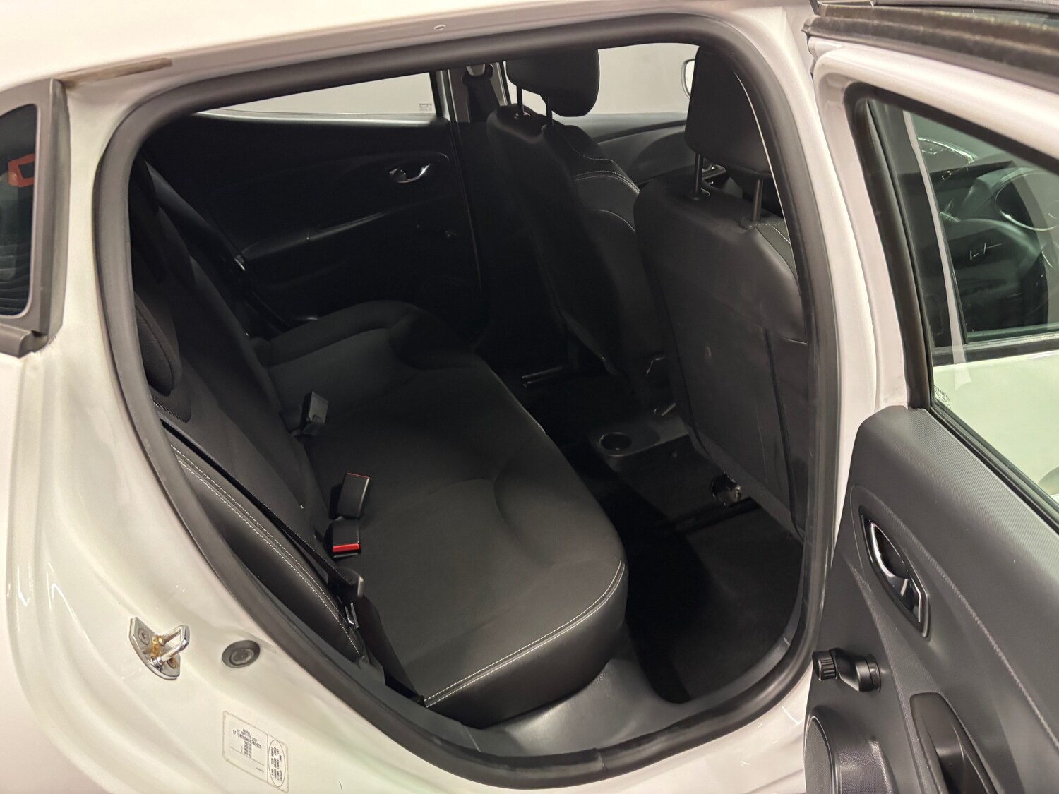 Used Renault Clio 2013 for sale - 77482650: Photo 63