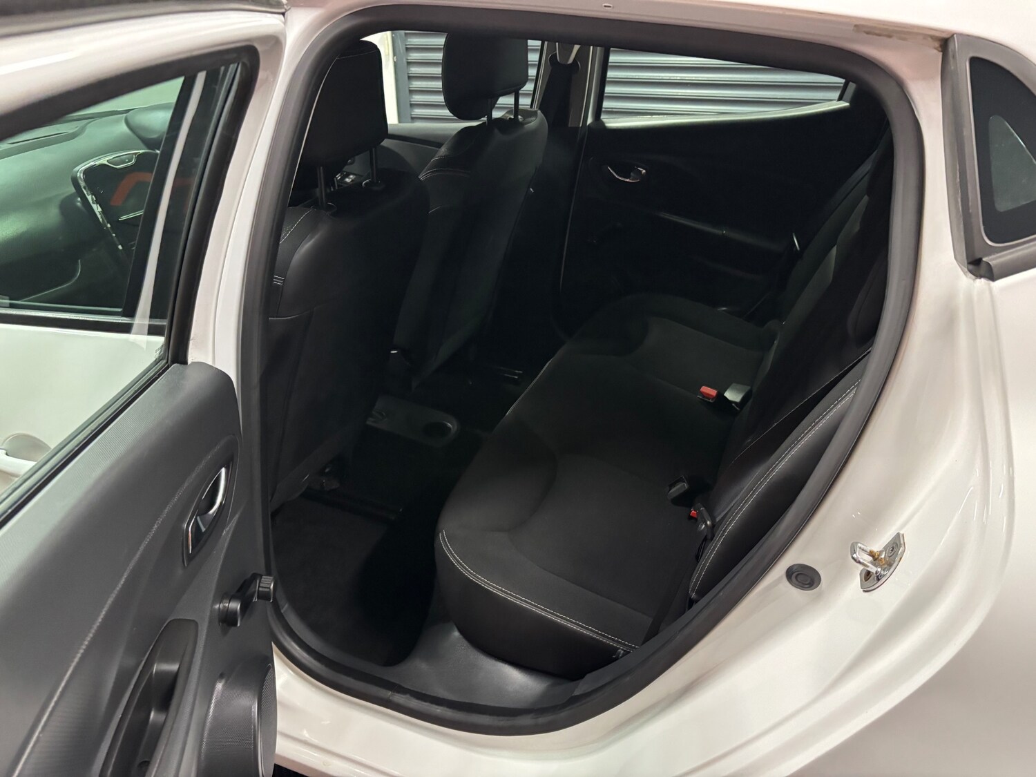 Used Renault Clio 2013 for sale - 77482650: Photo 65