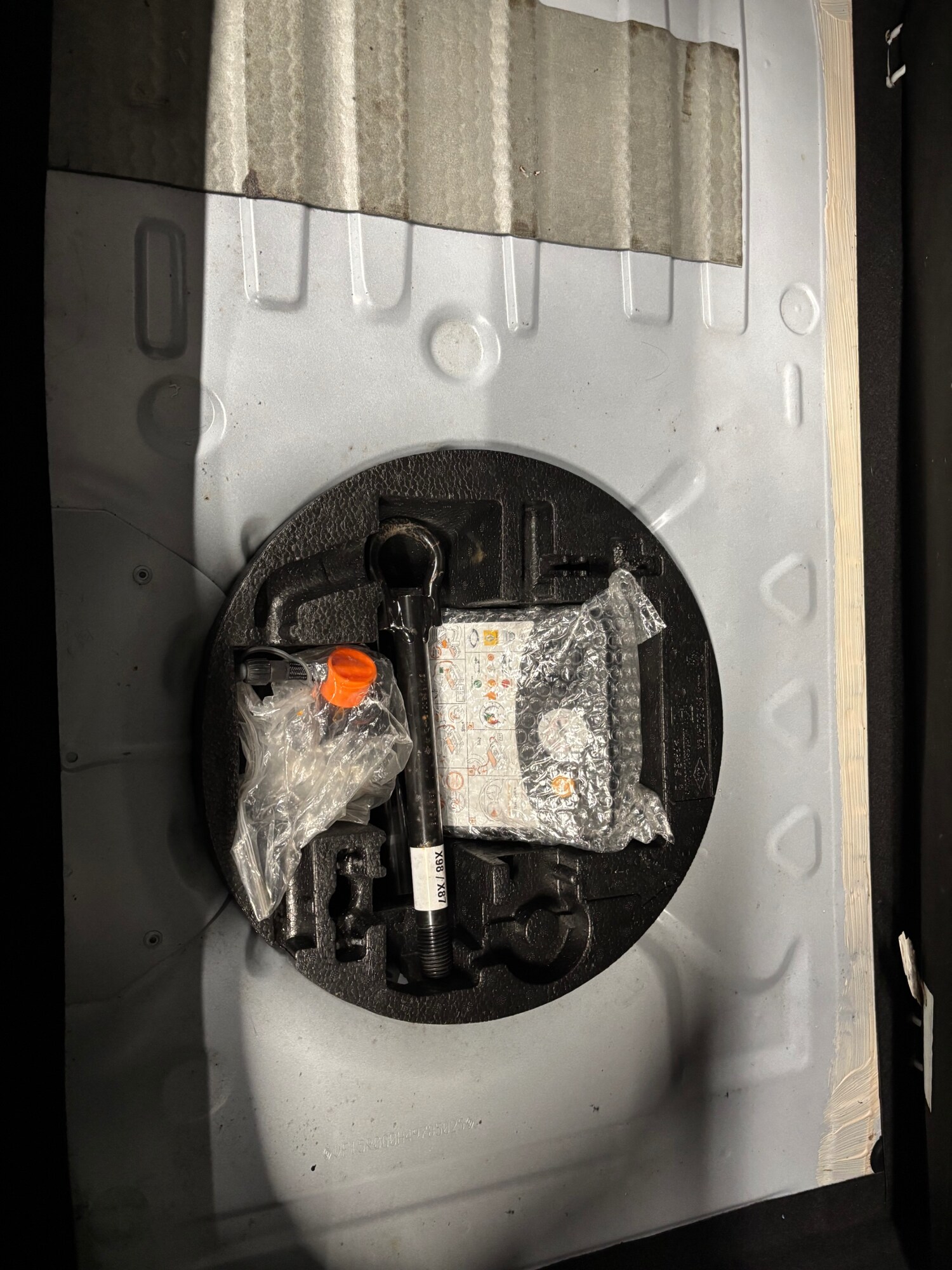 Used Renault Clio 2013 for sale - 77482650: Photo 72