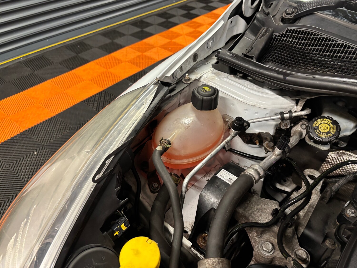 Used Renault Clio 2013 for sale - 77482650: Photo 74