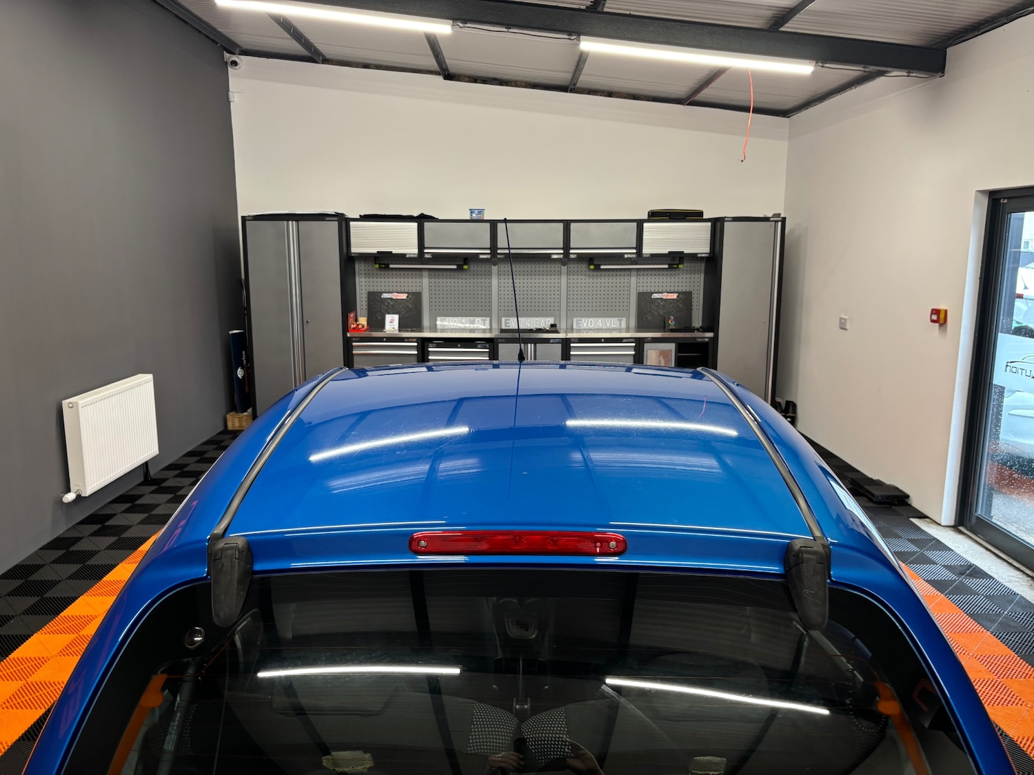 Vehicle 21