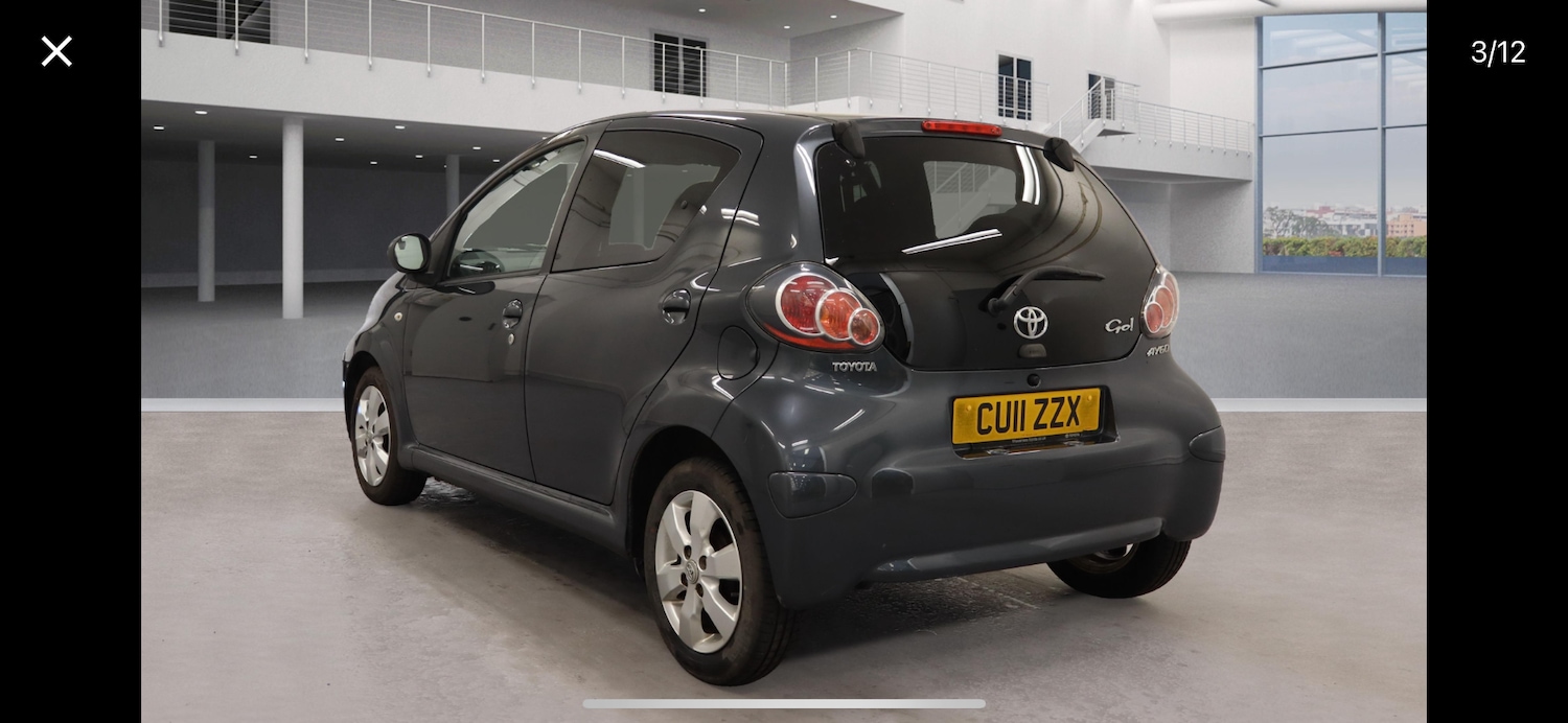 Used Toyota AYGO 2011 for sale - 76120433: Photo 3