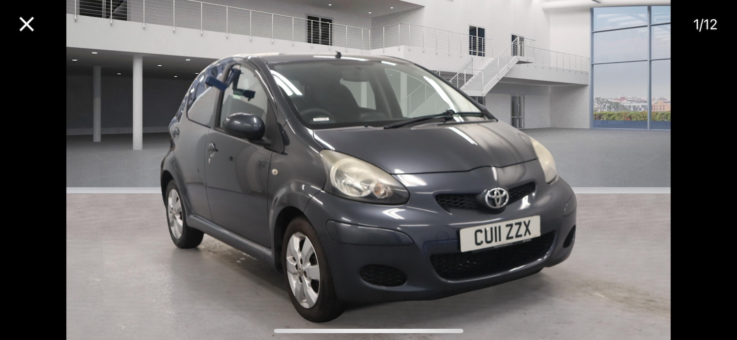Used Toyota AYGO 2011 for sale - 76120433: Photo 4