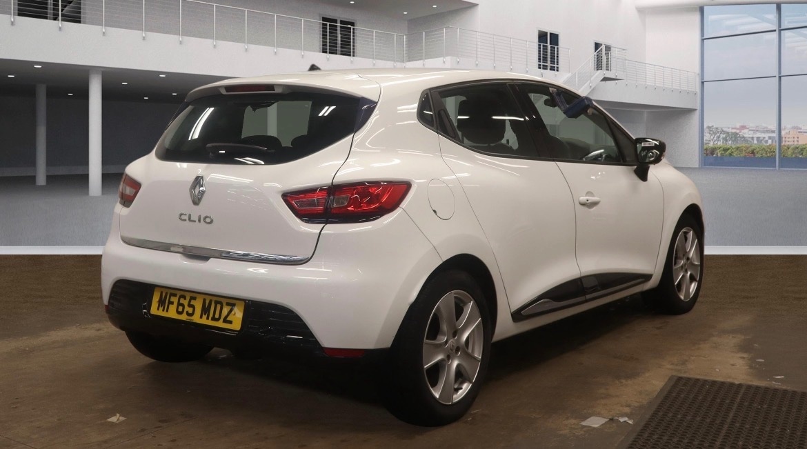 Used Renault Clio 2015 for sale - 77823514: Photo 3