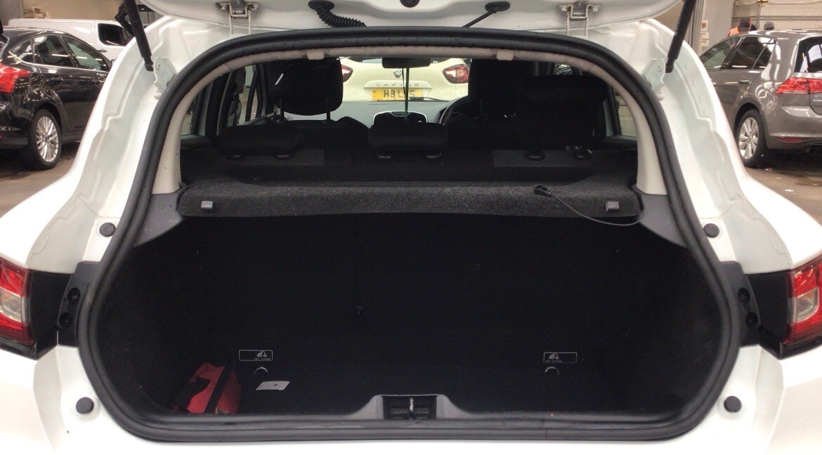 Used Renault Clio 2015 for sale - 77823514: Photo 7