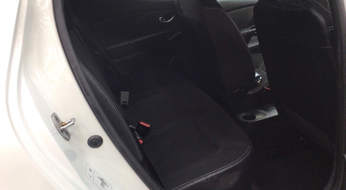 Used Renault Clio 2015 for sale - 77823514: Photo 8