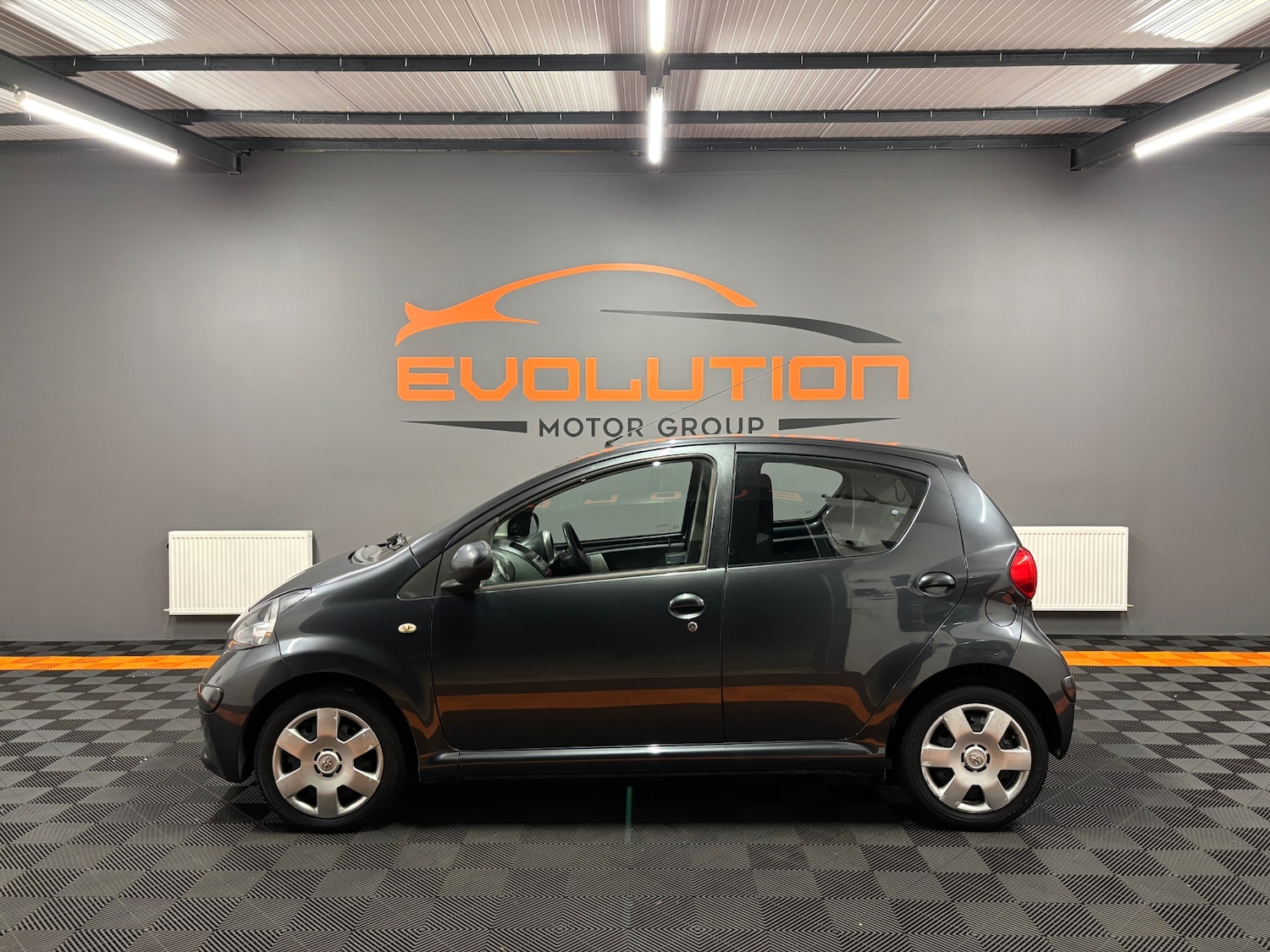 Used Toyota AYGO 2006 for sale - 76273418: Photo 2