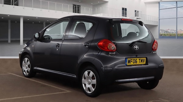 Used Toyota AYGO 2006 for sale - 76273418: Photo 2