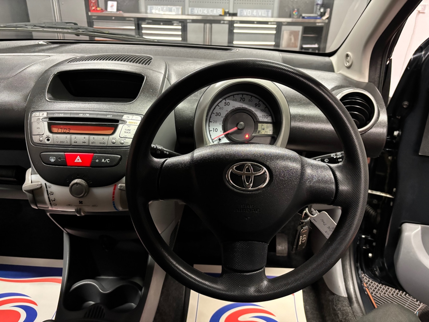 Used Toyota AYGO 2006 for sale - 76273418: Photo 44