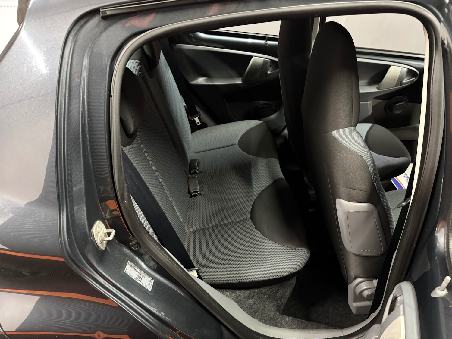 Used Toyota AYGO 2006 for sale - 76273418: Photo 54