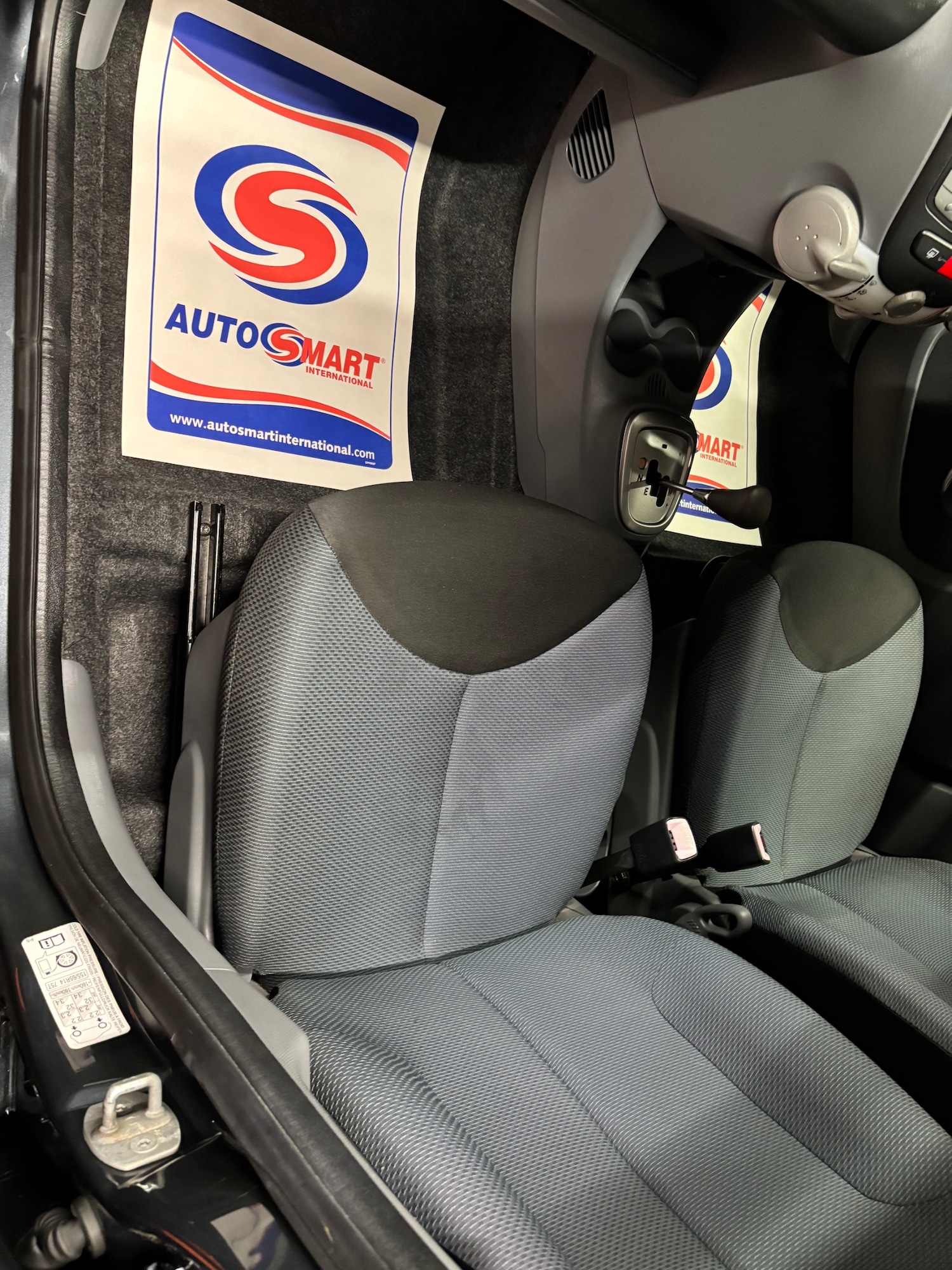 Used Toyota AYGO 2006 for sale - 76273418: Photo 59