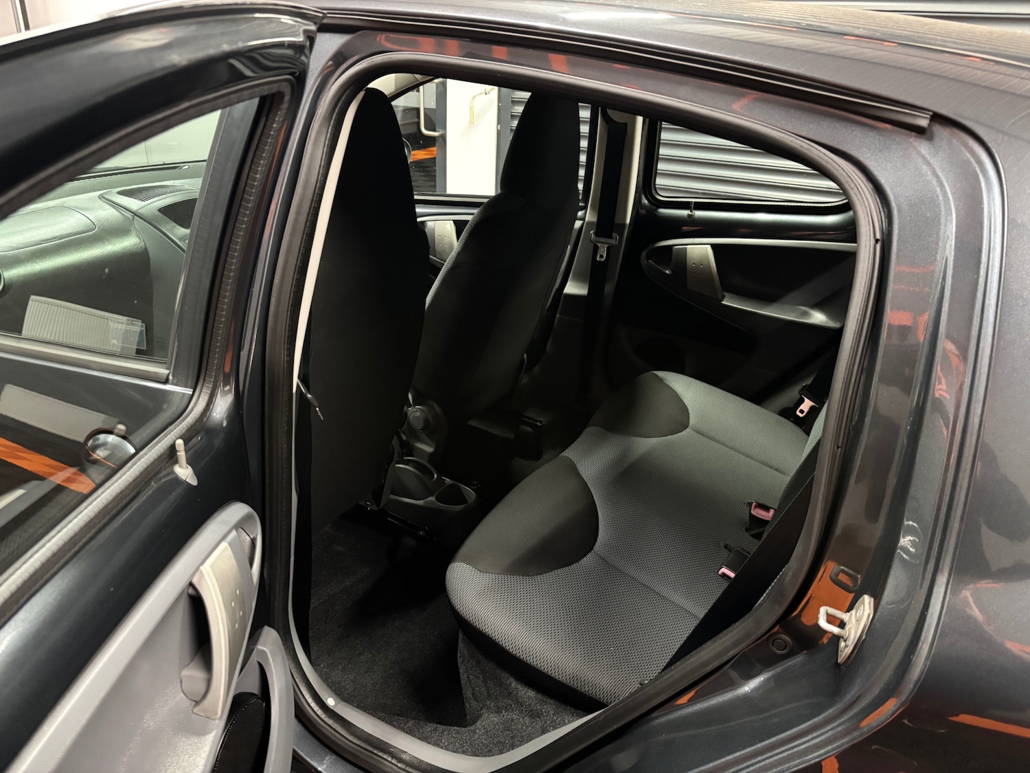 Used Toyota AYGO 2006 for sale - 76273418: Photo 64