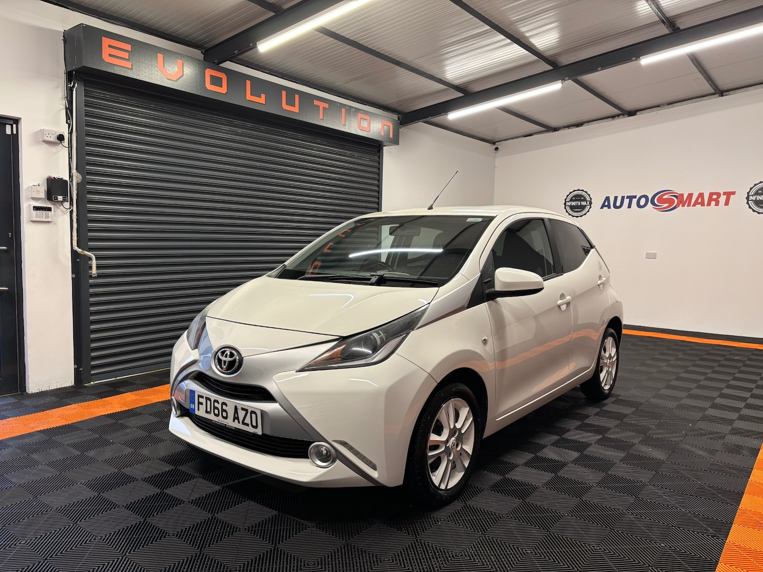 Used Toyota AYGO 2016 for sale - 77168746: Photo 28
