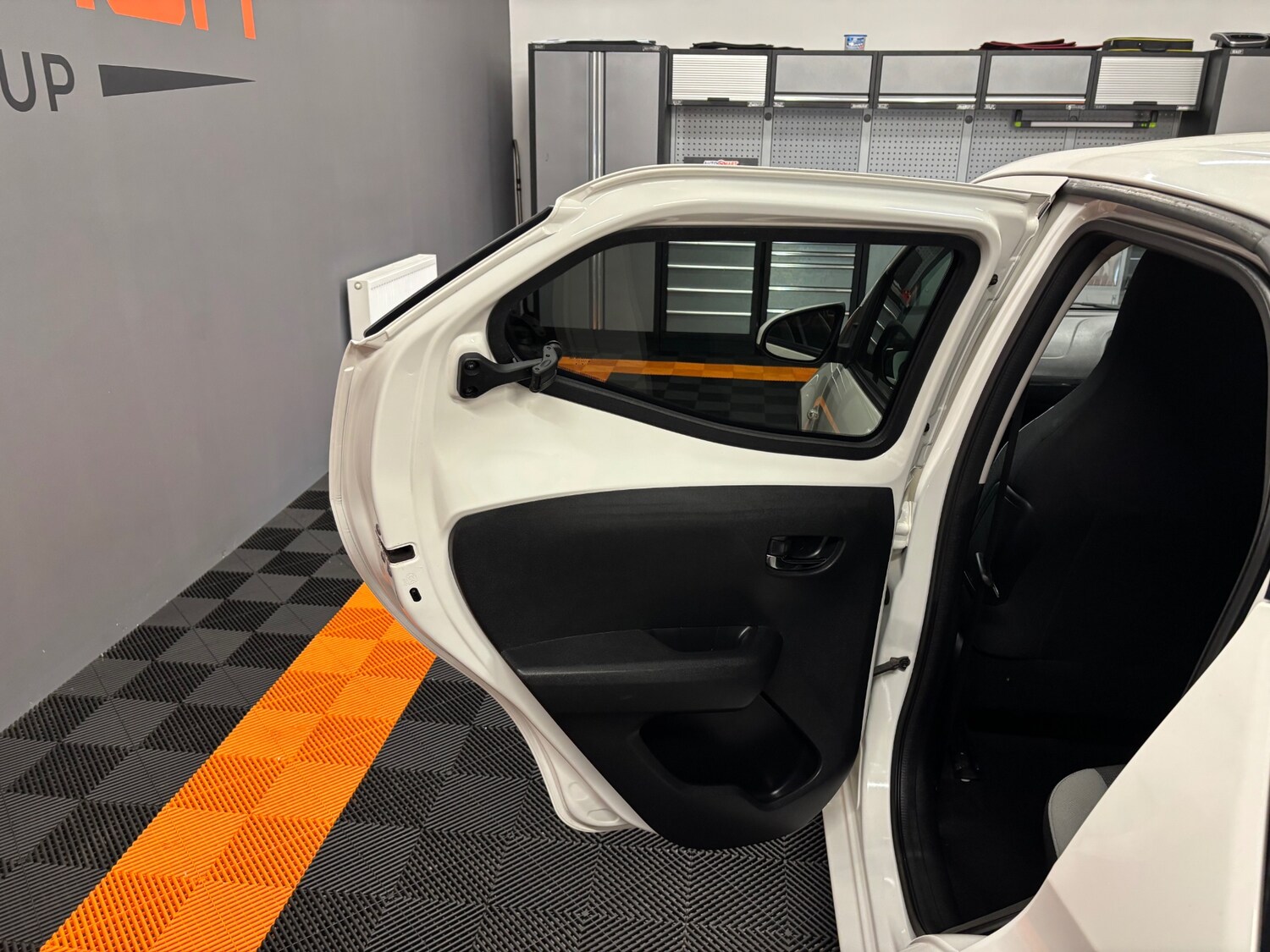 Used Toyota AYGO 2016 for sale - 77168746: Photo 55