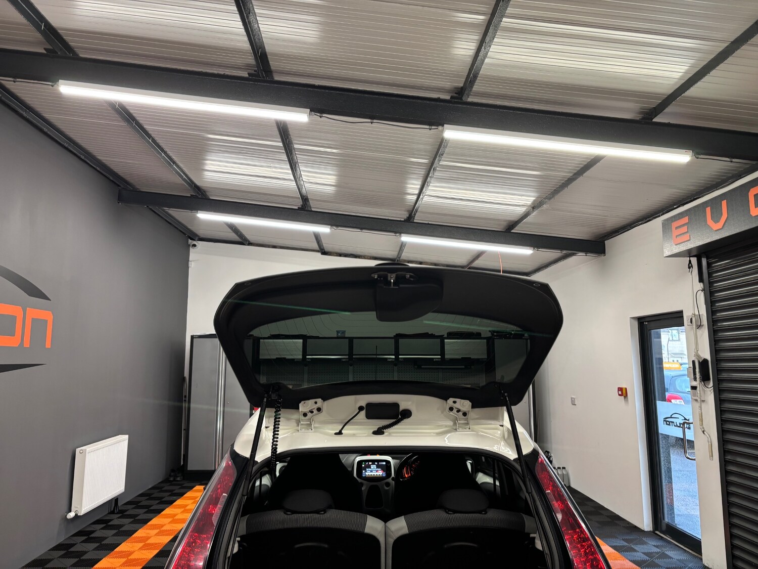 Used Toyota AYGO 2016 for sale - 77168746: Photo 69