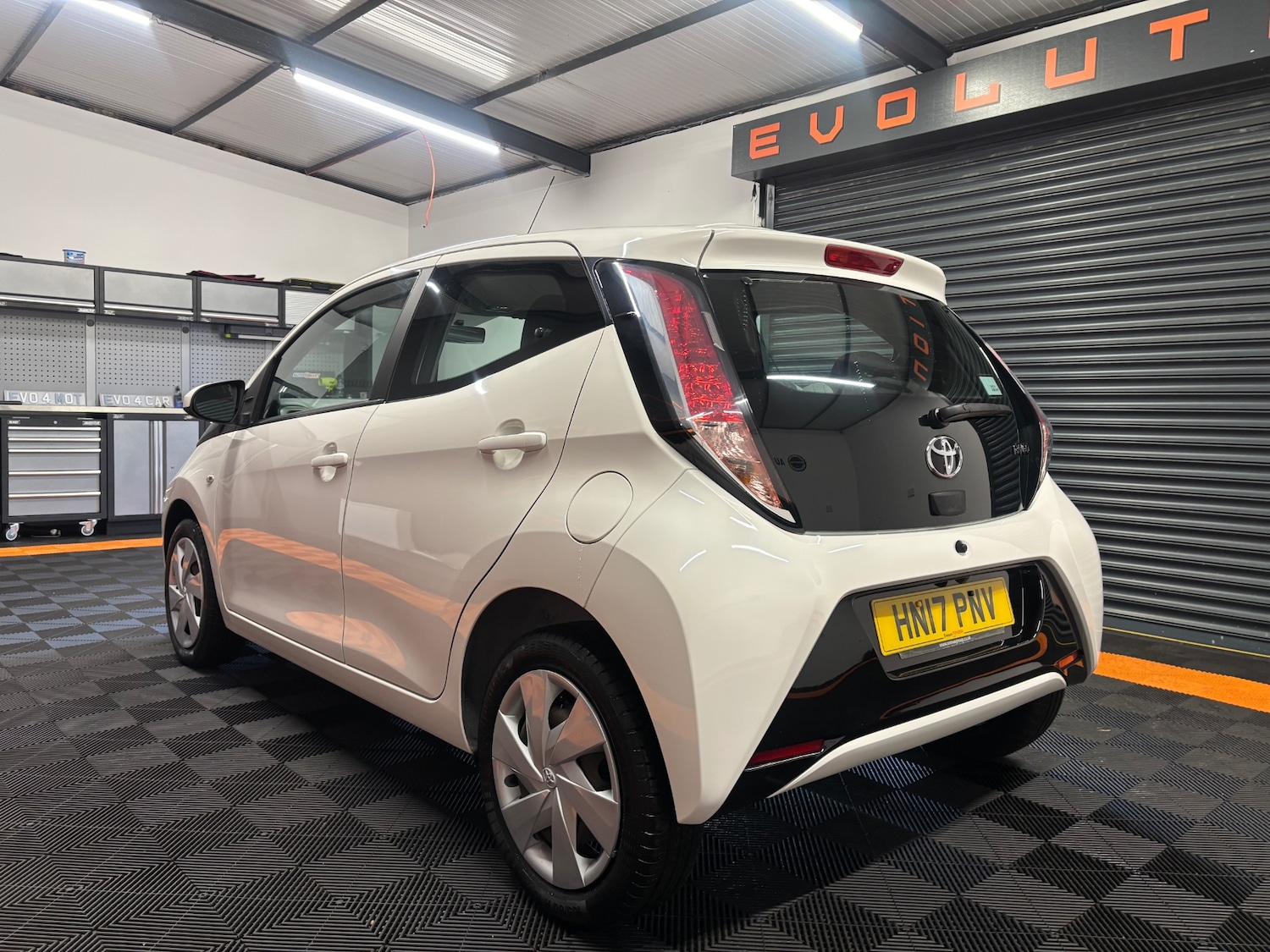 Used Toyota AYGO 2017 for sale - 77168714: Photo 23