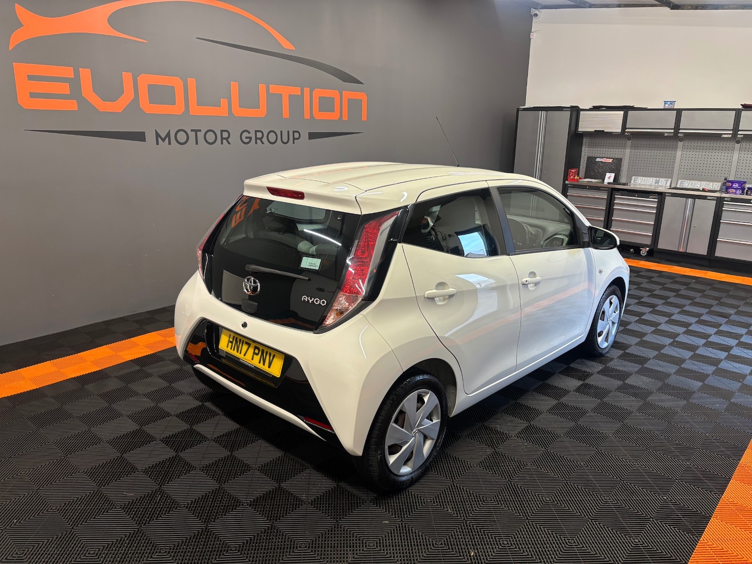 Used Toyota AYGO 2017 for sale - 77168714: Photo 28