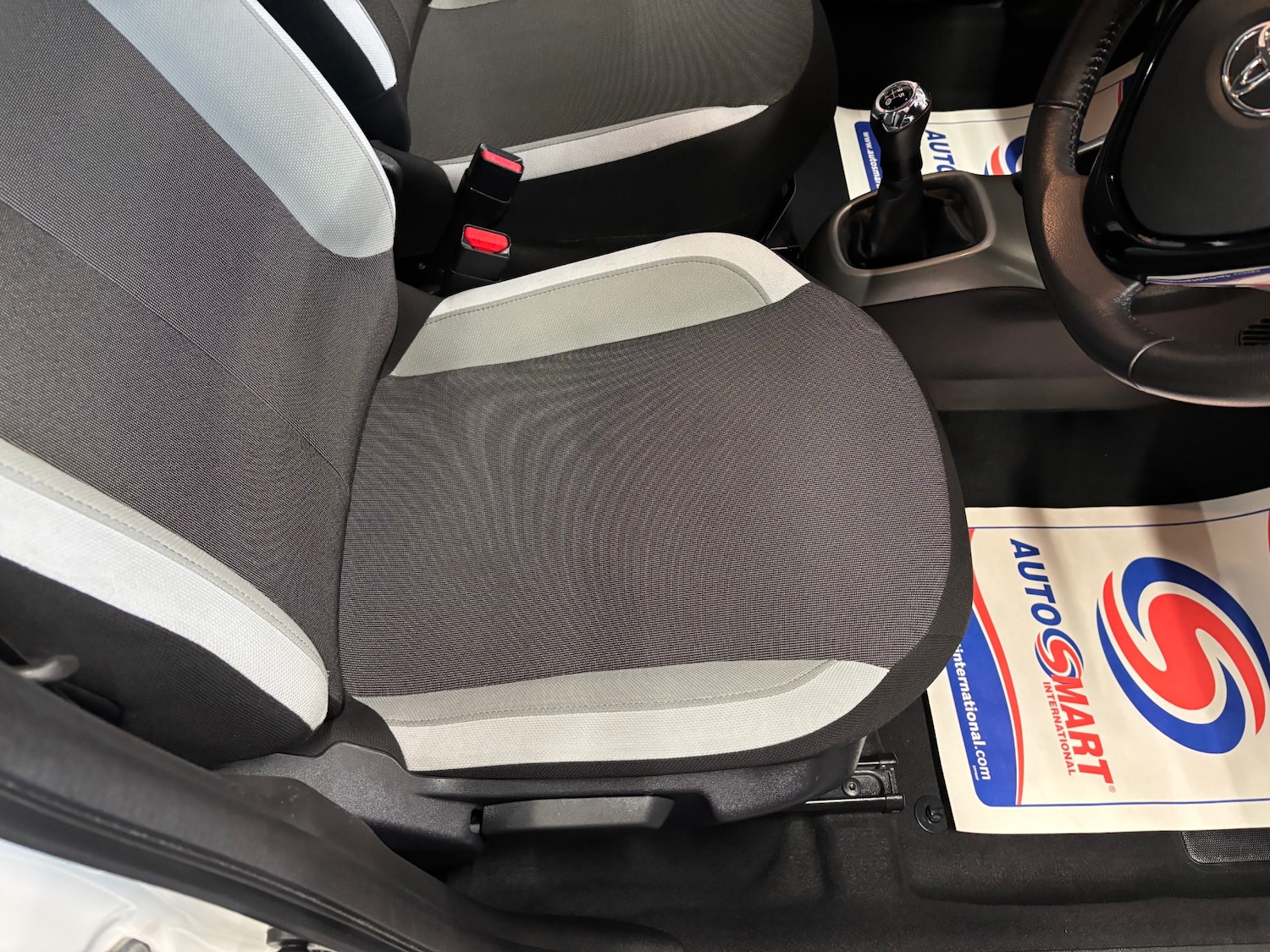 Used Toyota AYGO 2017 for sale - 77168714: Photo 42