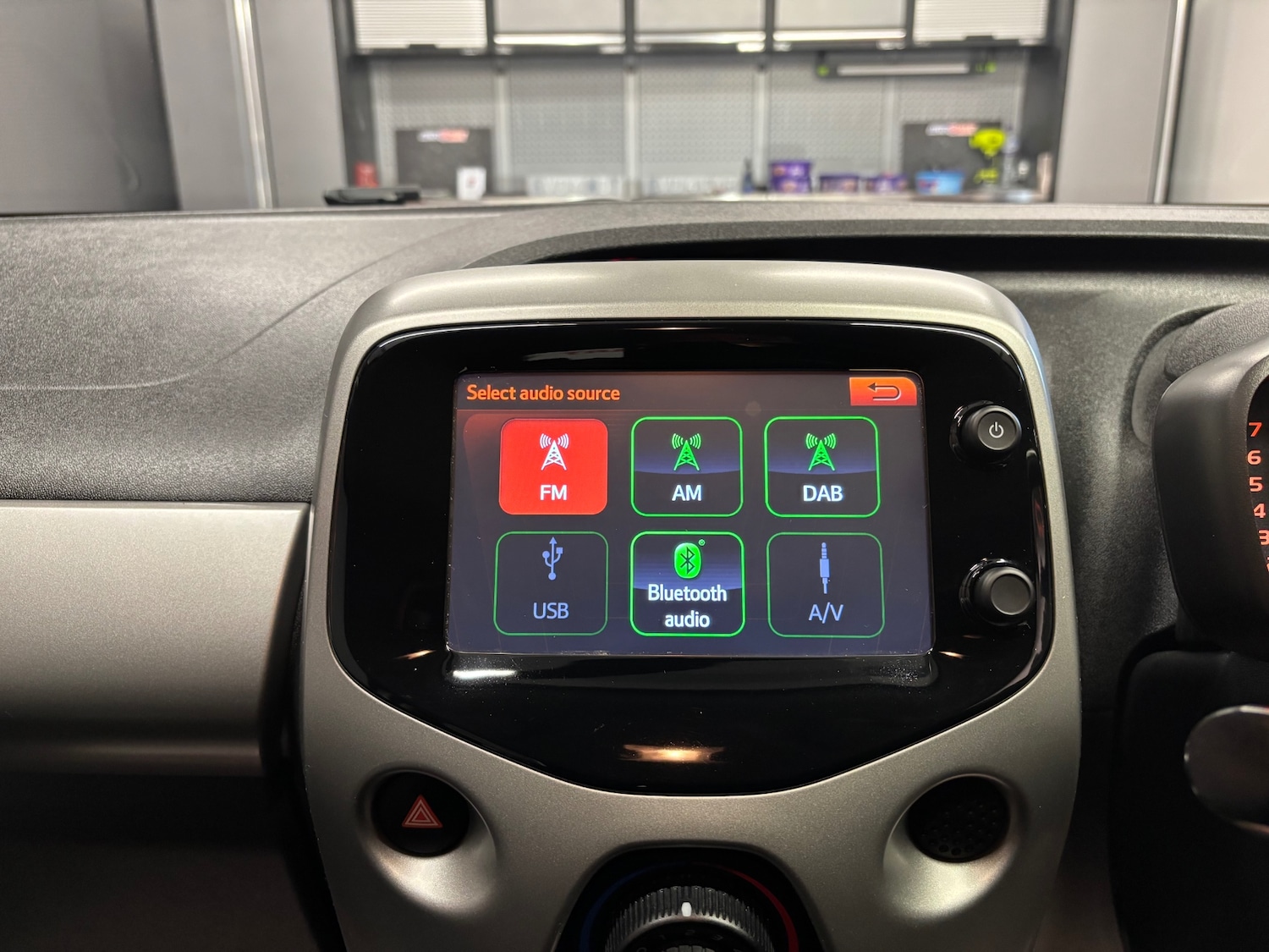 Used Toyota AYGO 2017 for sale - 77168714: Photo 46