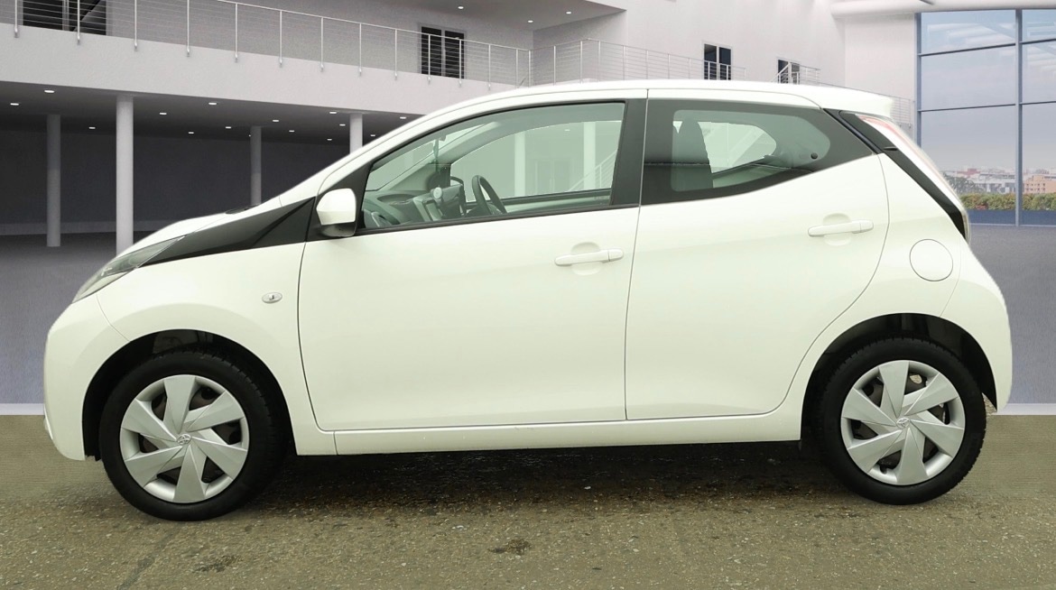 Used Toyota AYGO 2017 for sale - 77168714: Photo 5