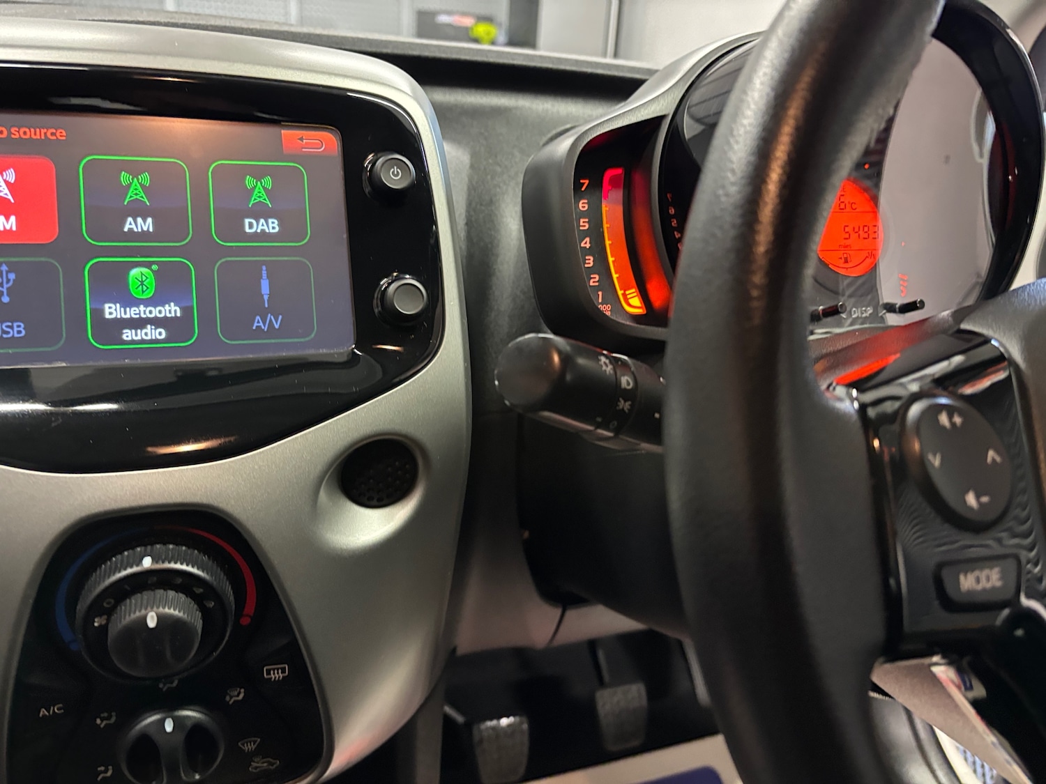 Used Toyota AYGO 2017 for sale - 77168714: Photo 51