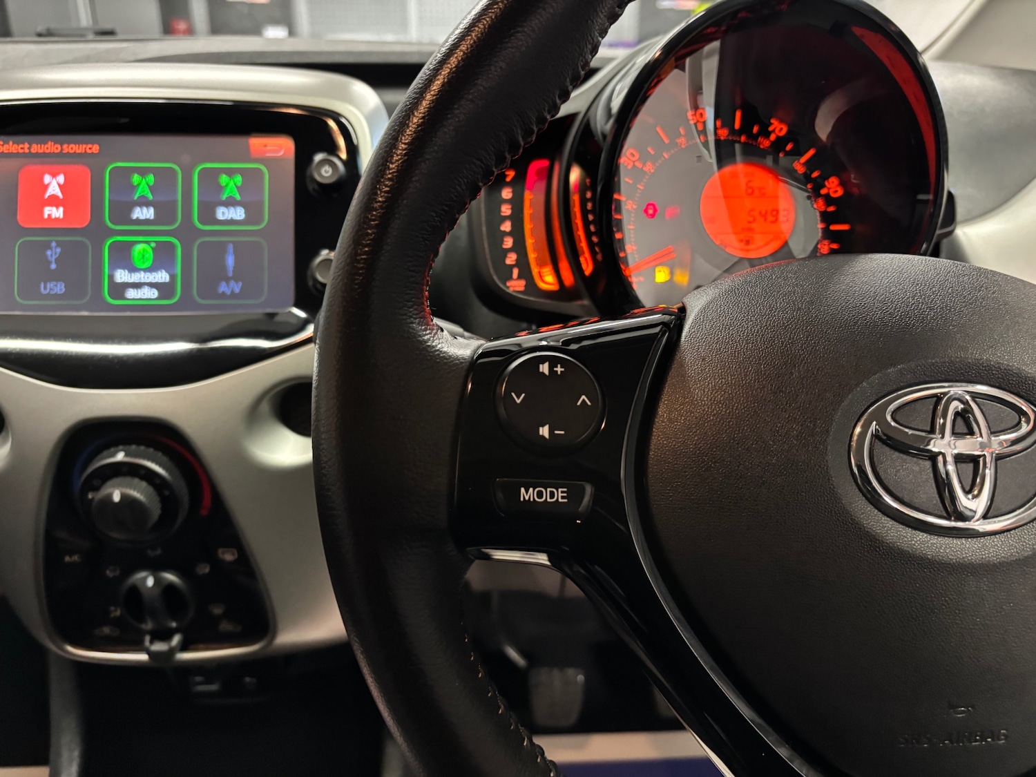 Used Toyota AYGO 2017 for sale - 77168714: Photo 52