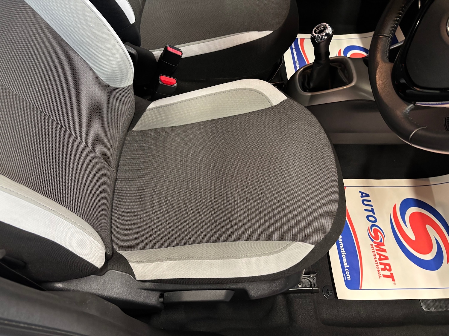 Used Toyota AYGO 2017 for sale - 77168714: Photo 56