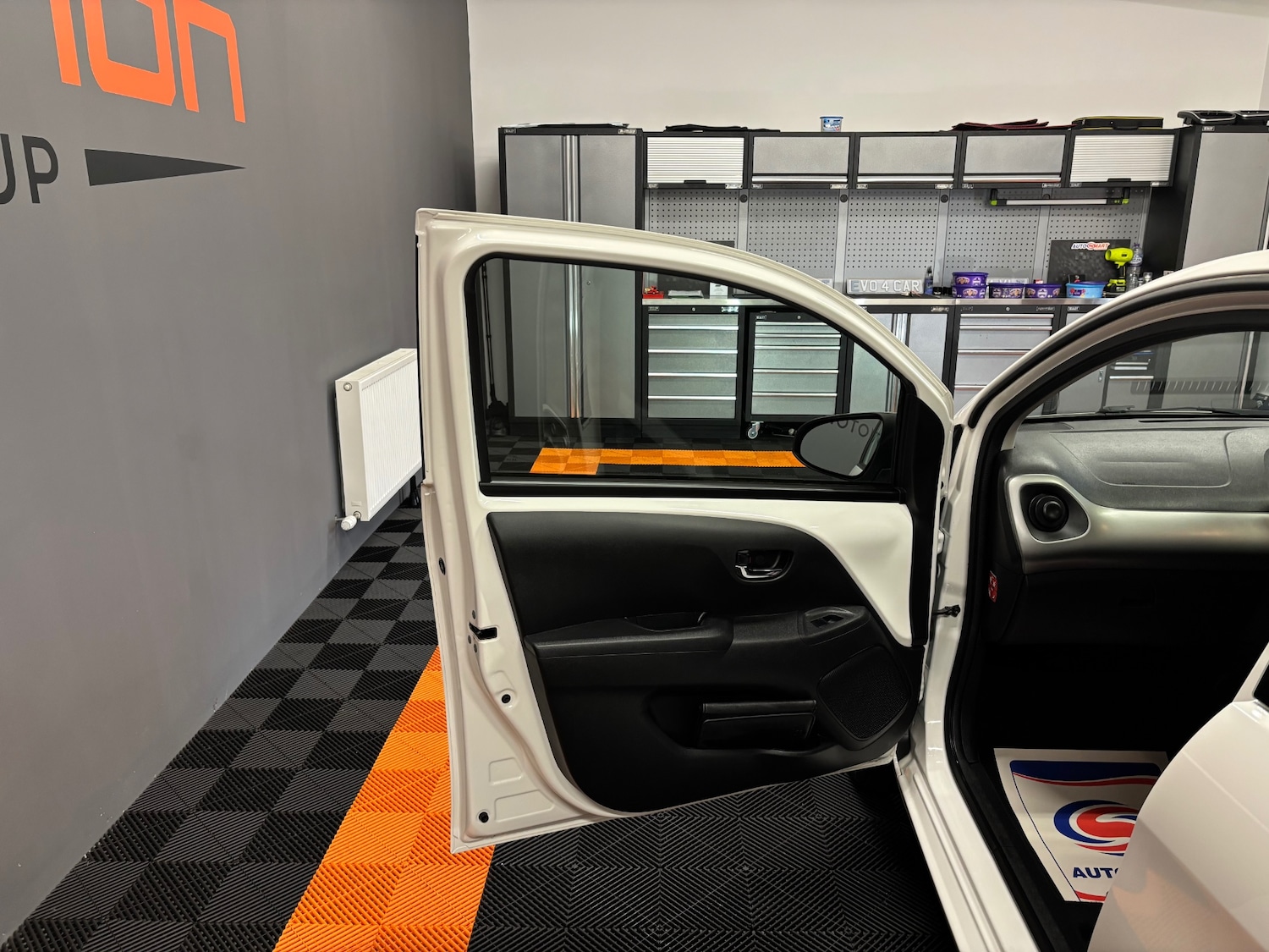 Used Toyota AYGO 2017 for sale - 77168714: Photo 57