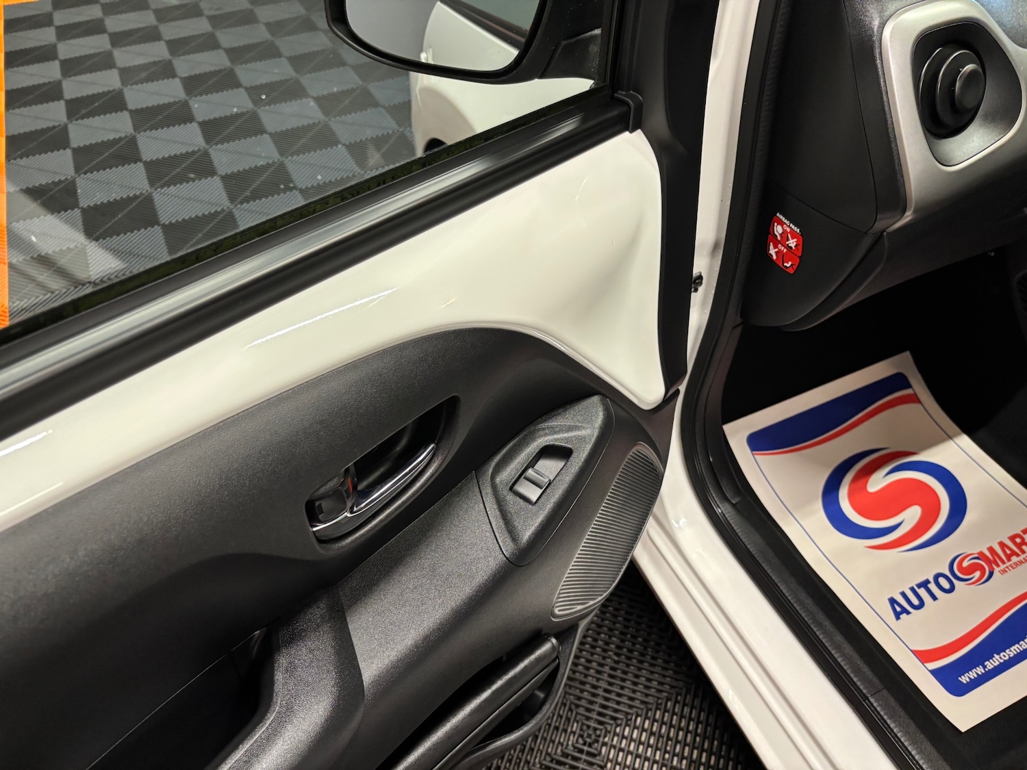 Used Toyota AYGO 2017 for sale - 77168714: Photo 58