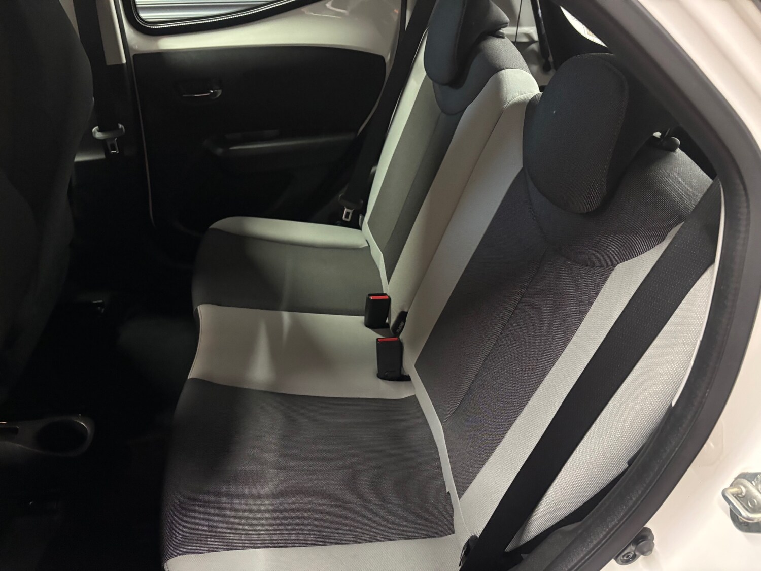 Used Toyota AYGO 2017 for sale - 77168714: Photo 72